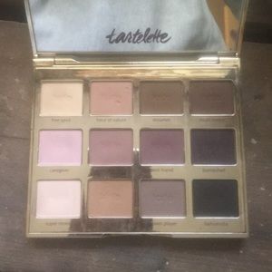 Tarte eyeshadow palette